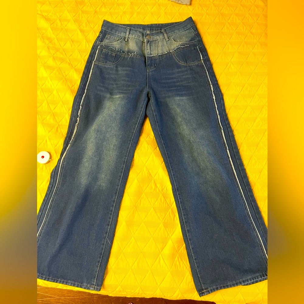 Y2K jeans. Women’s size XL.